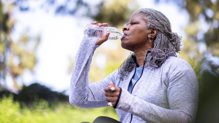 7 Dehydration Signs in Older Adults That Are Easy to Miss